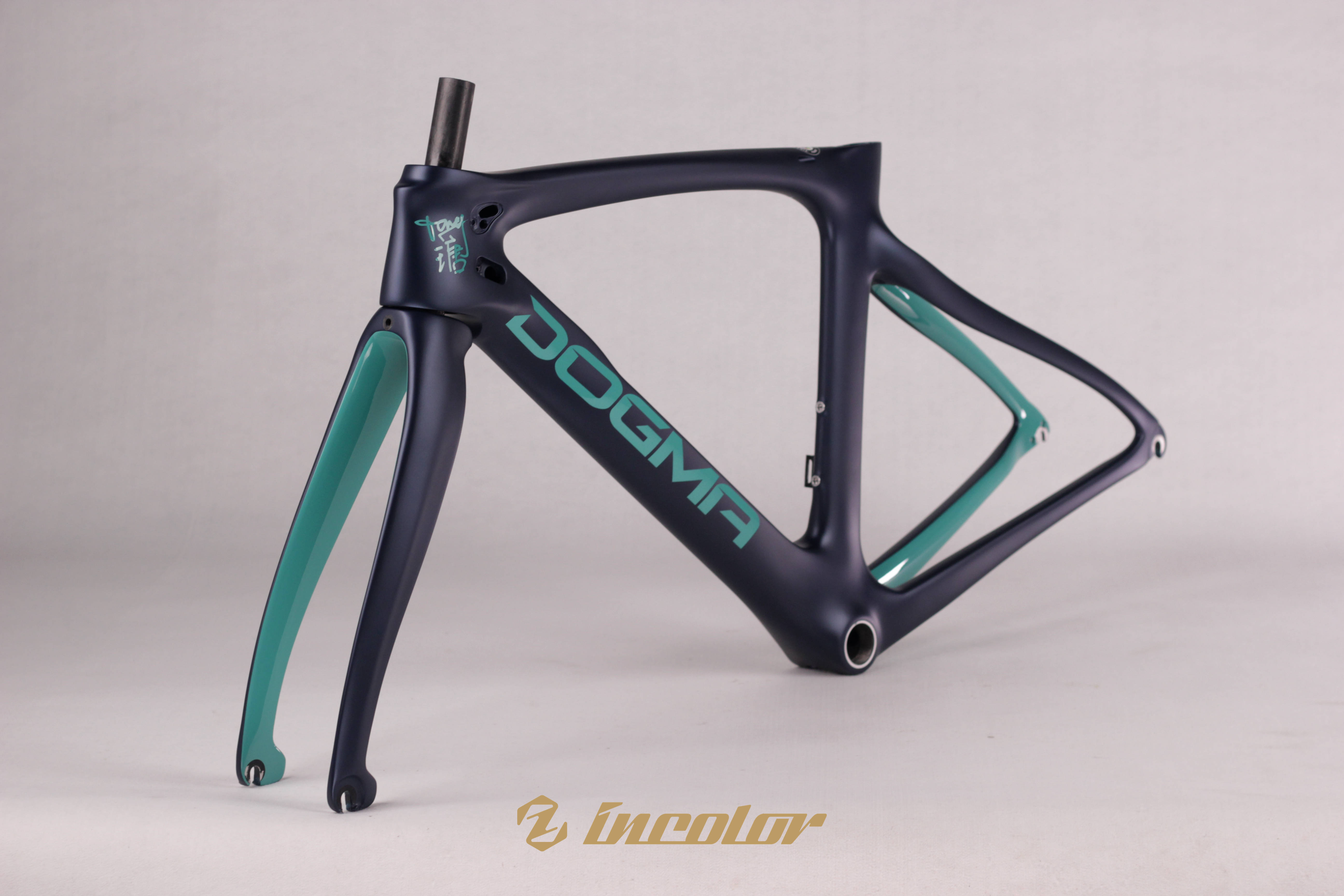1697 pinarello f10 哑光金属蓝底色 亮面青绿色logo