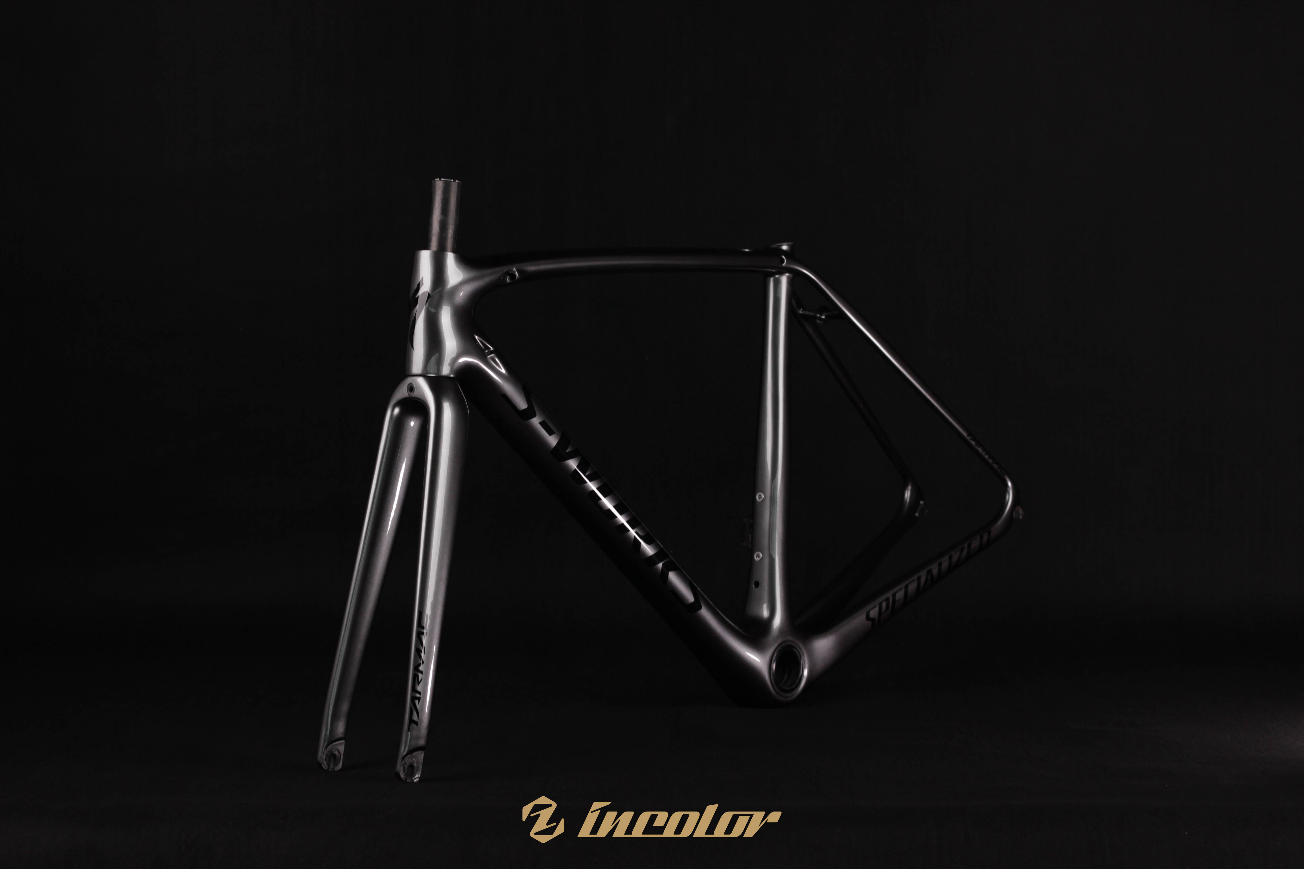 1681闪电tarmacsl5整体亮面枪银色亮面黑logo