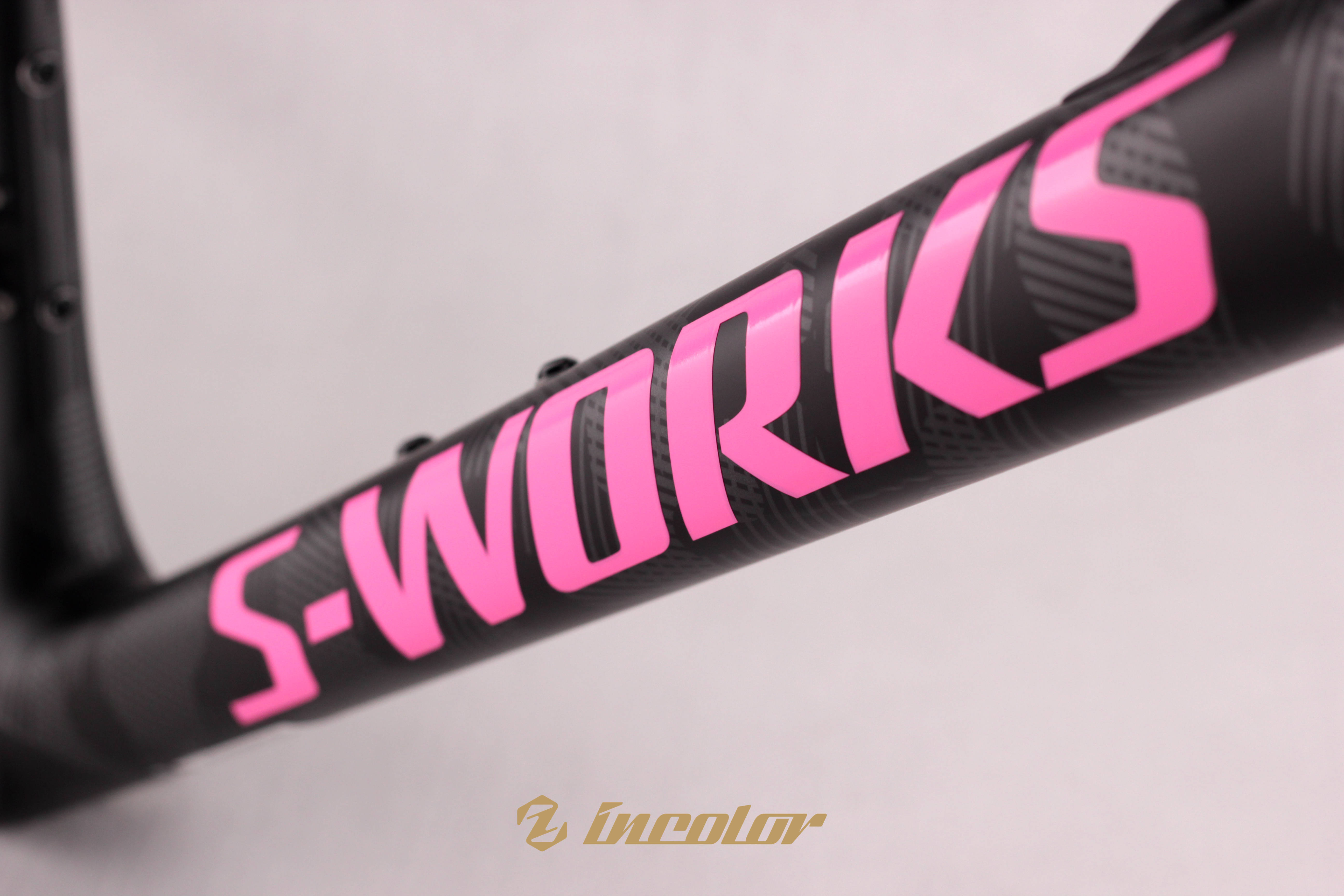 1754 闪电 roubaix logo贴纸设计